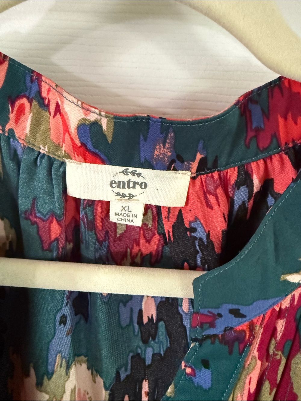 entro Teal Multi Floral Flutter Sleeve Blouse - Picture 2 of 4